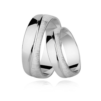 Silver  wedding ring satin...