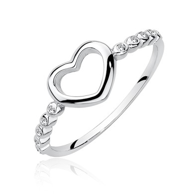 Silver (925) ring with...